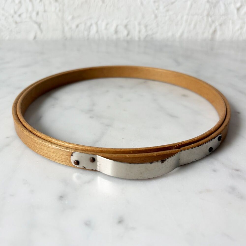 Vintage Princess Wooden Embroidery Hoop 6" Adjustable Bow Spring Tension